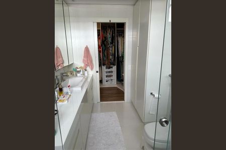 Apartamento à venda com 197m², 3 quartos e 2 vagas