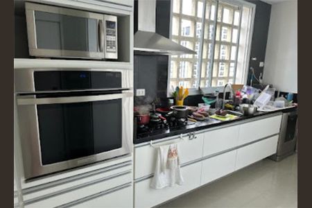 Apartamento à venda com 197m², 3 quartos e 2 vagas