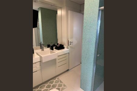 Apartamento à venda com 197m², 3 quartos e 2 vagas