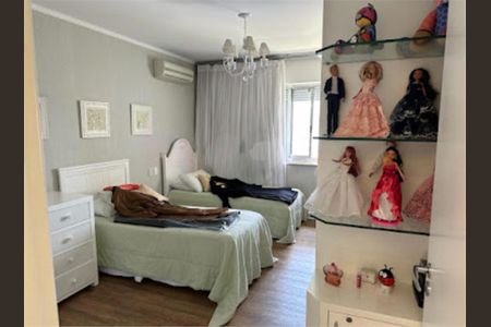 Apartamento à venda com 197m², 3 quartos e 2 vagas