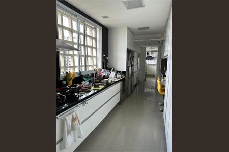 Apartamento à venda com 197m², 3 quartos e 2 vagas