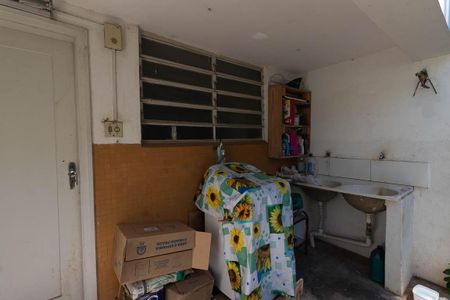 Casa à venda com 350m², 3 quartos e 3 vagas Casa à venda com 350m², 3 quartos e 3 vagasÁrea de Serviço