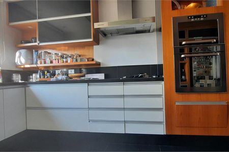 Apartamento à venda com 250m², 4 quartos e 4 vagas