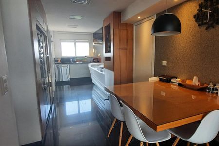 Apartamento à venda com 250m², 4 quartos e 4 vagas