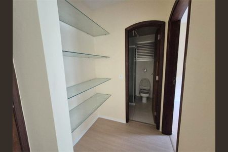 Apartamento à venda com 34m², 1 quarto e 1 vaga