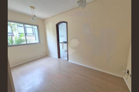 Apartamento à venda com 34m², 1 quarto e 1 vaga