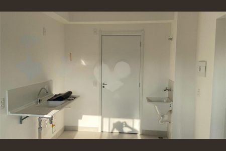 Apartamento à venda com 32m², 2 quartos e sem vaga