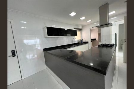 Apartamento à venda com 348m², 4 quartos e 5 vagas
