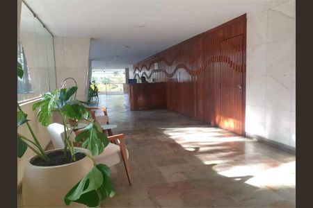 Apartamento à venda com 83m², 2 quartos e 1 vaga