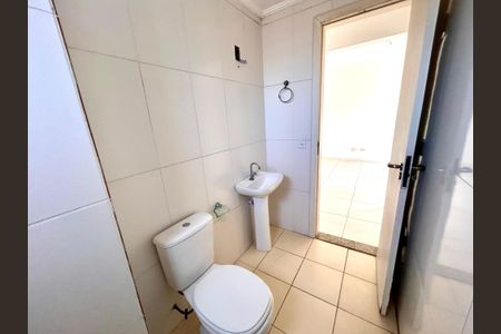 Apartamento à venda com 62m², 2 quartos e 1 vaga Apartamento à venda com 62m², 2 quartos e 1 vagaBanheiro