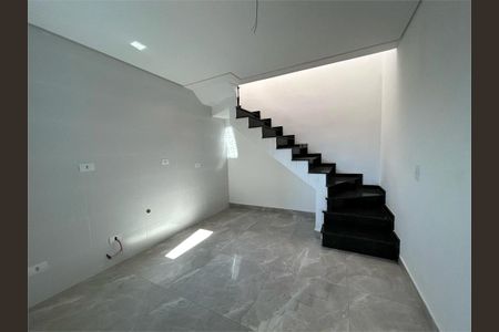 Apartamento à venda com 75m², 2 quartos e 3 vagas