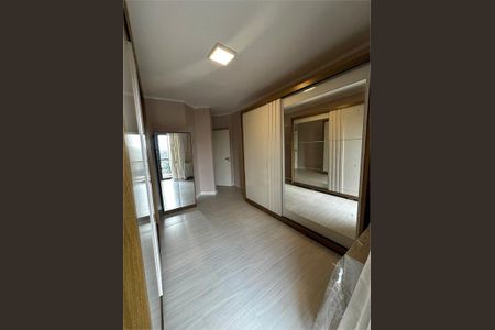 Apartamento à venda com 165m², 4 quartos e 3 vagas