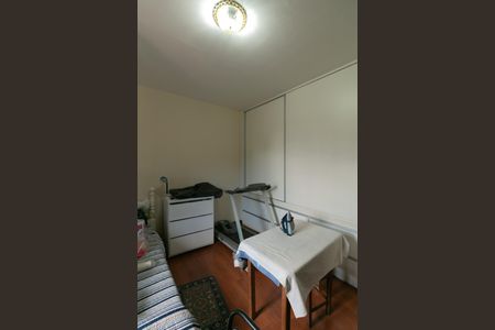 Casa à venda com 340m², 4 quartos e 3 vagas Casa à venda com 340m², 4 quartos e 3 vagasQuarto 2