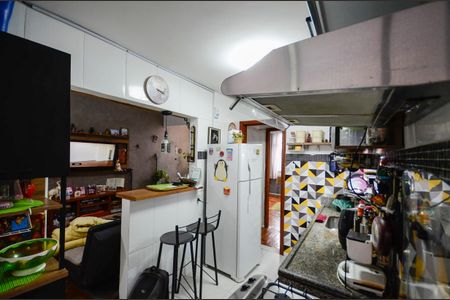 Apartamento à venda com 70m², 2 quartos e sem vagaCozinha