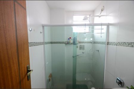 Apartamento à venda com 70m², 2 quartos e sem vagaBanheiro