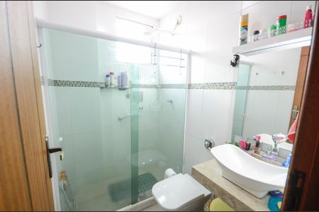 Apartamento à venda com 70m², 2 quartos e sem vagaBanheiro