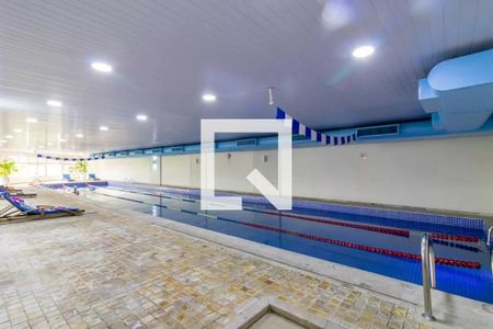 Apartamento à venda com 111m², 2 quartos e 2 vagas Apartamento à venda com 111m², 2 quartos e 2 vagasPiscina coberta