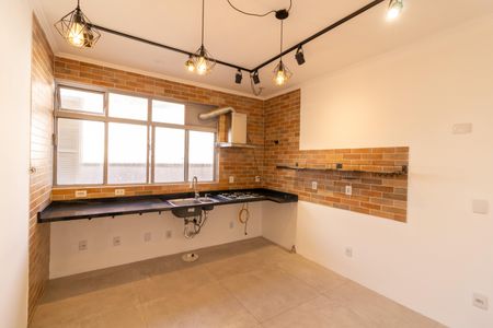 Apartamento à venda com 67m², 2 quartos e sem vagaCozinha