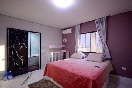 Casa à venda com 350m², 2 quartos e 6 vagas Casa à venda com 350m², 2 quartos e 6 vagasSuíte