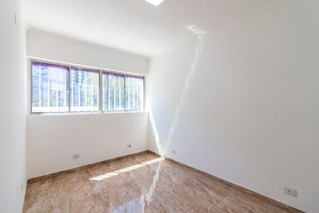 Casa para alugar com 120m², 4 quartos e 2 vagas Casa para alugar com 120m², 4 quartos e 2 vagasQuarto/Escritório