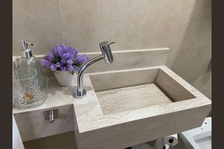 Casa à venda com 199m², 4 quartos e 5 vagasBanheiro da Suíte