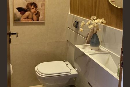 Casa à venda com 199m², 4 quartos e 5 vagasLavabo