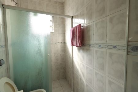 Casa à venda com 280m², 6 quartos e 3 vagasBanheiro 2