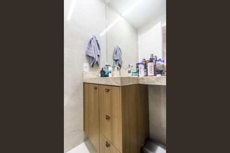 Apartamento à venda com 56m², 2 quartos e 1 vagaBanheiro 2