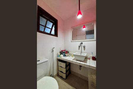 Casa à venda com 293m², 6 quartos e sem vaga Casa à venda com 293m², 6 quartos e sem vagaSuíte 2 - banheiro