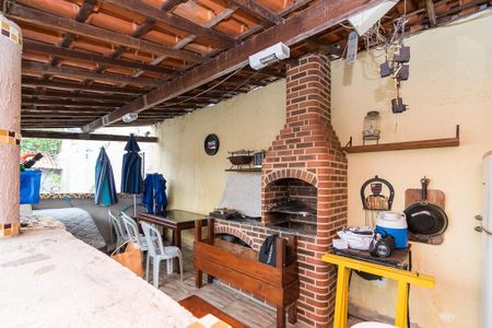 Casa à venda com 320m², 2 quartos e 1 vaga Casa à venda com 320m², 2 quartos e 1 vagaVaranda gourmet