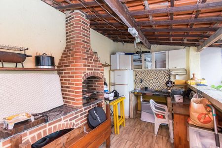 Casa à venda com 320m², 2 quartos e 1 vaga Casa à venda com 320m², 2 quartos e 1 vagaVaranda gourmet