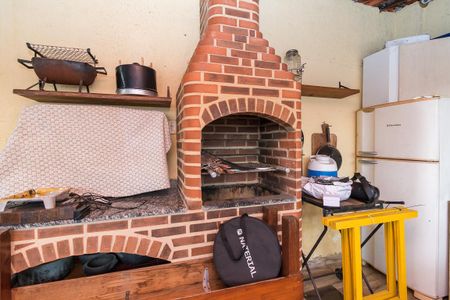 Casa à venda com 320m², 2 quartos e 1 vaga Casa à venda com 320m², 2 quartos e 1 vagaVaranda gourmet - Churrasqueira