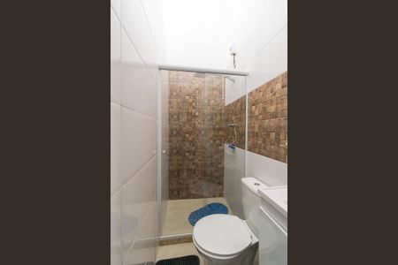 Casa à venda com 320m², 2 quartos e 1 vaga Casa à venda com 320m², 2 quartos e 1 vagaBanheiro da Suíte 1