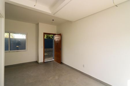 Casa de condomínio à venda com 70m², 2 quartos e 1 vaga Casa de condomínio à venda com 70m², 2 quartos e 1 vagaSala
