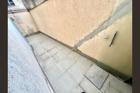 Casa de condomínio à venda com 95m², 3 quartos e 2 vagas Casa de condomínio à venda com 95m², 3 quartos e 2 vagasÁrea Externa