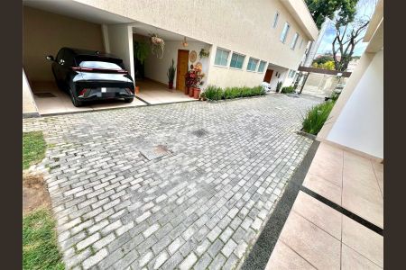 Casa de condomínio à venda com 95m², 3 quartos e 2 vagas Casa de condomínio à venda com 95m², 3 quartos e 2 vagasÁrea Externa - Frente