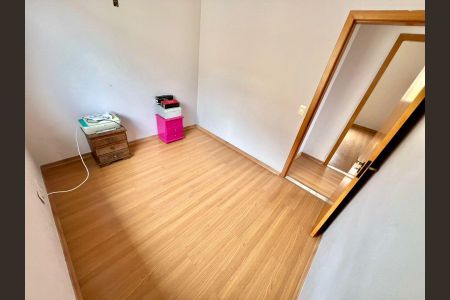 Casa de condomínio à venda com 95m², 3 quartos e 2 vagas Casa de condomínio à venda com 95m², 3 quartos e 2 vagasQuarto 2