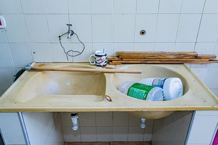 Casa à venda com 213m², 3 quartos e 2 vagas Casa à venda com 213m², 3 quartos e 2 vagasÁrea de Serviço 2