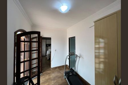 Casa à venda com 200m², 3 quartos e 2 vagas