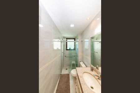 Apartamento à venda com 119m², 3 quartos e 2 vagas Apartamento à venda com 119m², 3 quartos e 2 vagasBanheiro Social