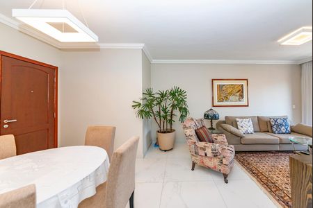 Apartamento à venda com 119m², 3 quartos e 2 vagas Apartamento à venda com 119m², 3 quartos e 2 vagasSala