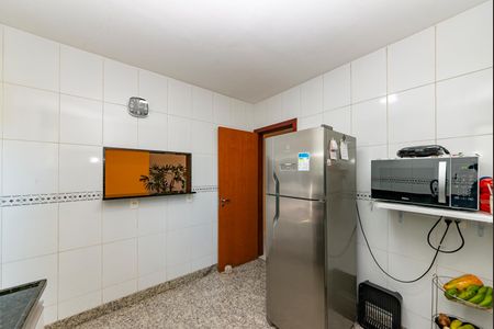 Apartamento à venda com 119m², 3 quartos e 2 vagas Apartamento à venda com 119m², 3 quartos e 2 vagasCozinha