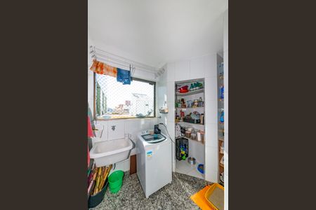 Apartamento à venda com 119m², 3 quartos e 2 vagas Apartamento à venda com 119m², 3 quartos e 2 vagasÁrea de Serviço