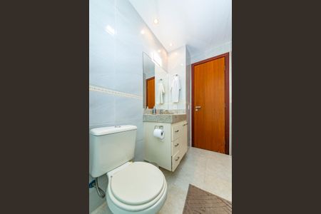 Apartamento à venda com 119m², 3 quartos e 2 vagas Apartamento à venda com 119m², 3 quartos e 2 vagasBanheiro Social