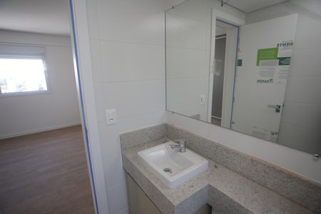 Apartamento à venda com 153m², 4 quartos e 4 vagasBanheiro da Suíte 2