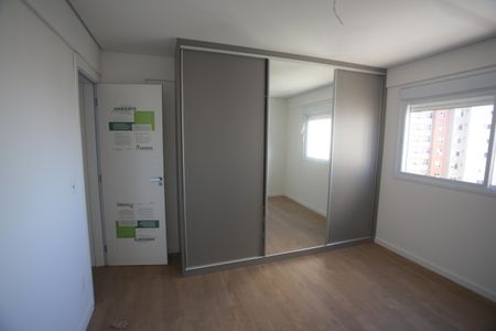 Apartamento à venda com 153m², 4 quartos e 4 vagasSuite 2