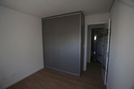 Apartamento à venda com 153m², 4 quartos e 4 vagasQuarto 2