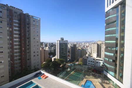 Apartamento à venda com 153m², 4 quartos e 4 vagasSala