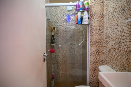 Apartamento à venda com 84m², 3 quartos e 1 vaga Apartamento à venda com 84m², 3 quartos e 1 vagaBanheiro