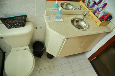 Apartamento à venda com 75m², 2 quartos e 1 vagaBanheiro Social